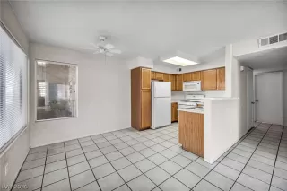 Photo #4: 2768939 Listing