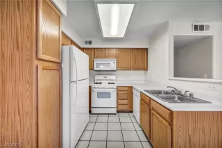 Photo #5: 2768939 Listing