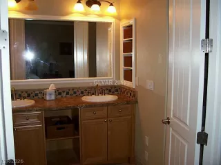 Photo #5: 2768940 Listing 