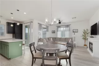 Photo #5: 2769240 Listing