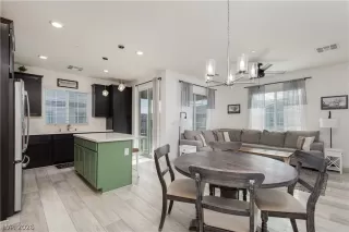 Photo #6: 2769240 Listing