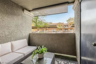 Photo #4: 2769318 Listing 