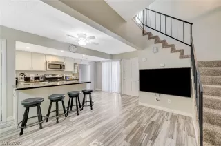 More Details about MLS # 2769331 : 1016 WILLOW TREE DRIVE B