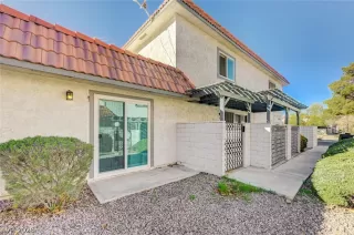 Photo #3: 2769331 Listing 