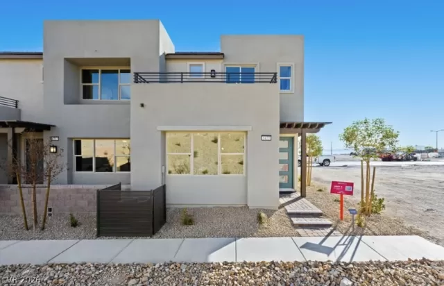 MLS: 2769359 Condo For Sale