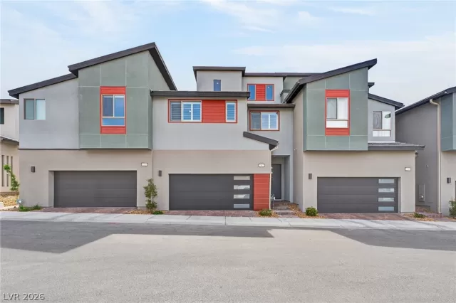 MLS: 2769376 Condo For Sale