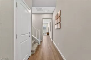 Photo #3: 2769376 Listing