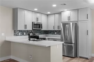 Photo #6: 2769399 Listing 