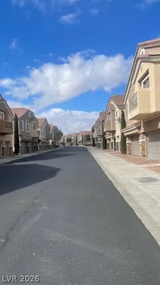 Photo #2: 2769425 Listing 