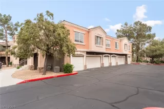 Photo #3: 2769439 Listing 