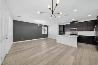 Photo #3: 2769487 Listing 