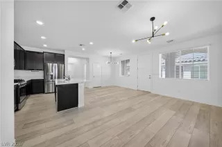 Photo #5: 2769487 Listing 