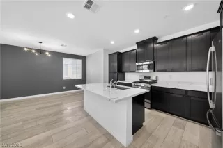 Photo #6: 2769487 Listing 