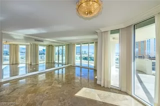 Photo #1: 2769493 Listing