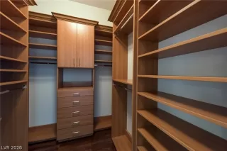 Photo #5: 2769493 Listing