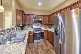 Photo #5: 2769515 Listing