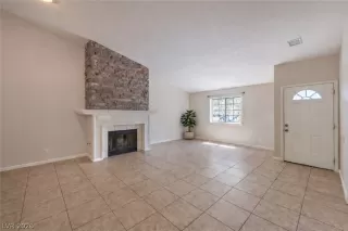 Photo #4: 2769594 Listing