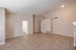 Photo #6: 2769594 Listing