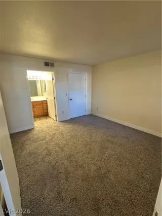 Photo #6: 2769610 Listing 