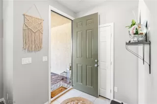 Photo #2: 2769619 Listing 