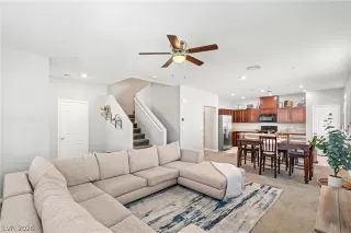 Photo #5: 2769619 Listing 