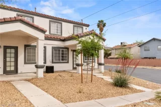 Photo #2: 2769692 Listing 