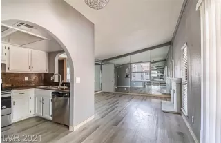 Photo #2: 2769752 Listing 