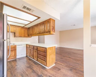 Photo #1: 2769763 Listing