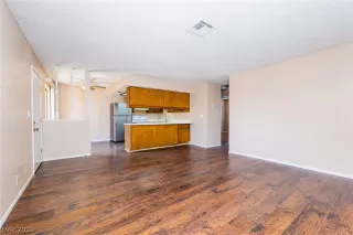 Photo #2: 2769763 Listing