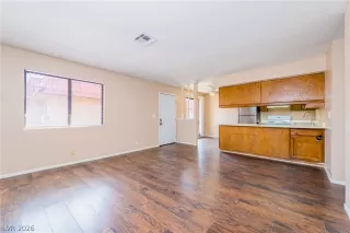 Photo #3: 2769763 Listing