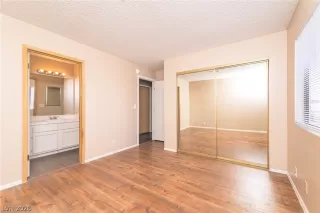 Photo #6: 2769763 Listing