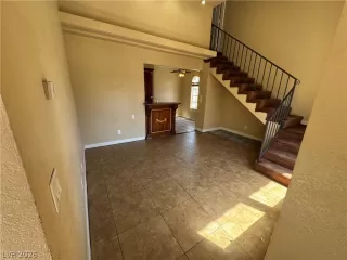 Photo #2: 2769767 Listing 