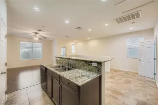 Photo #5: 2769798 Listing 