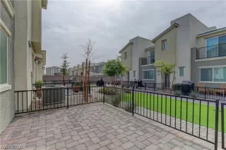 Photo #2: 2769802 Listing