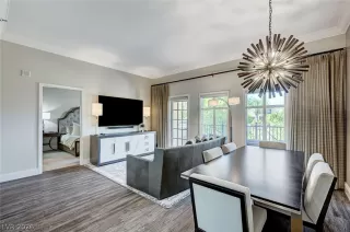 Photo #5: 2769823 Listing