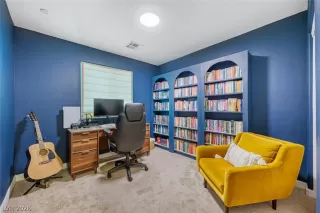 Photo #5: 2769836 Listing