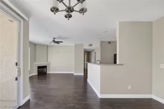 Photo #5: 2769838 Listing