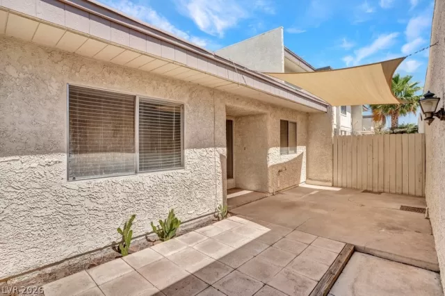 MLS: 2769895 Condo For Sale