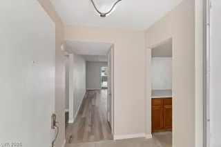 Photo #2: 2769895 Listing 