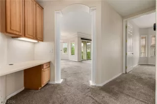 Photo #5: 2769994 Listing