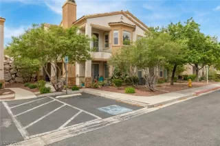 Photo #6: 2769994 Listing