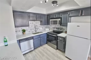 Photo #4: 2769996 Listing 