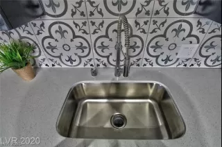 Photo #5: 2769996 Listing 