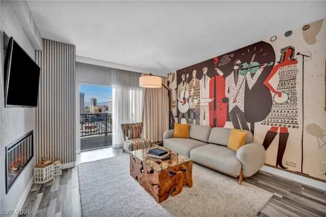 MLS: 2770002 Condo For Sale