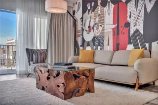 Photo #1: 2770002 Listing 