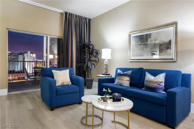 MLS: 2770018 Condo For Sale