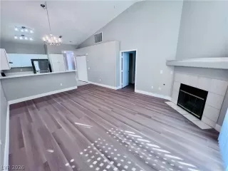 Photo #3: 2770021 Listing 