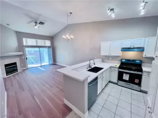 Photo #6: 2770021 Listing 