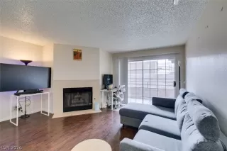 Photo #6: 2770027 Listing 