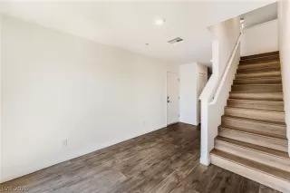 Photo #6: 2770031 Listing 